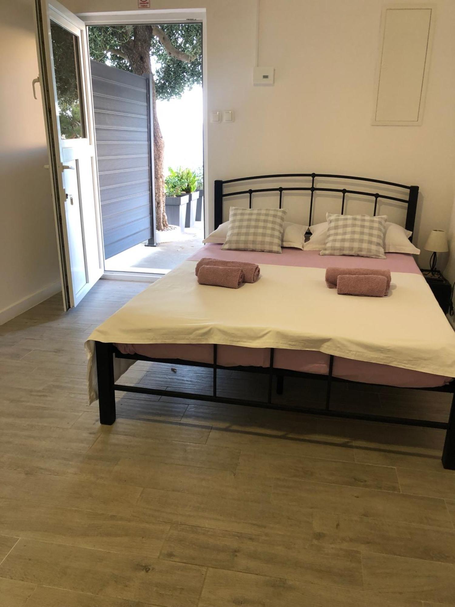 Apartmani Milka I Jozo Omiš Habitación foto