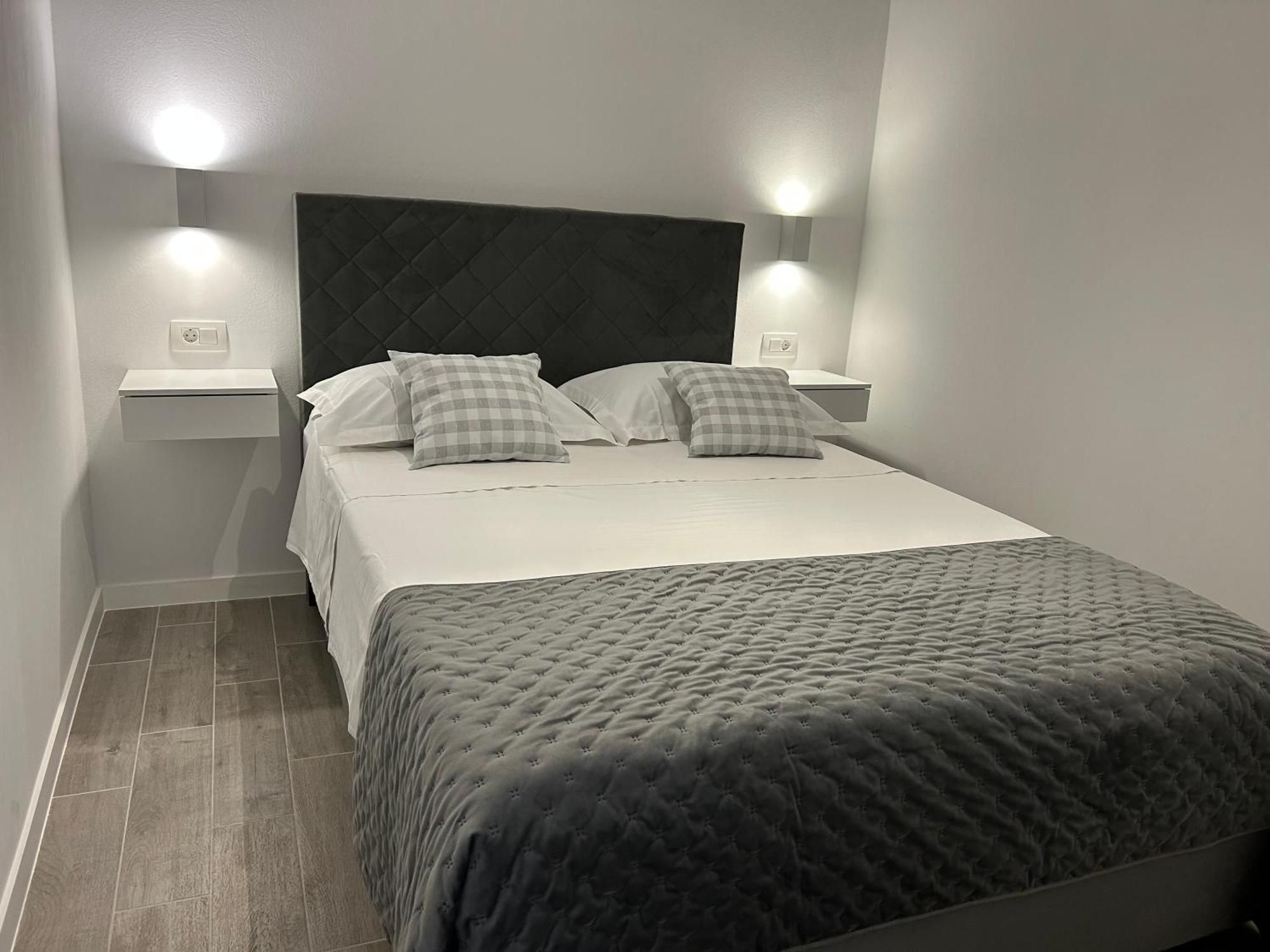 Apartmani Milka I Jozo Omiš Habitación foto